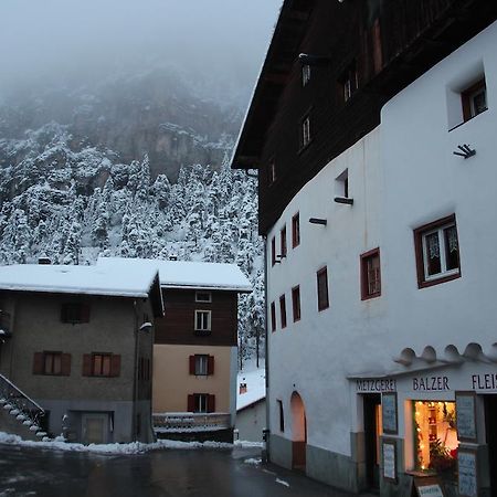 Tgesa Ferrera Villa Schmitten  ห้อง รูปภาพ