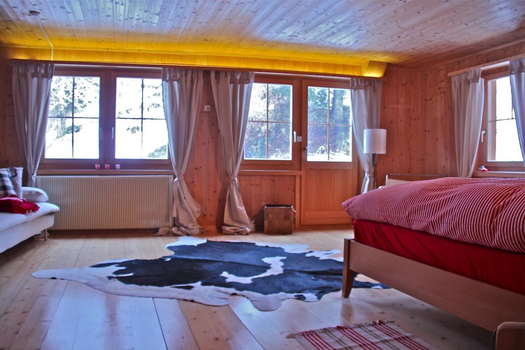 Tgesa Ferrera Villa Schmitten  ห้อง รูปภาพ